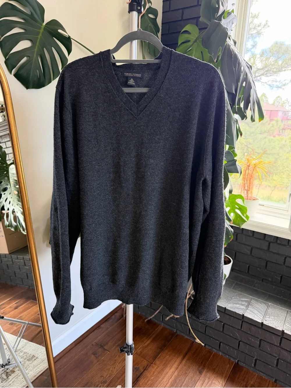 Banana Republic soft charcoal